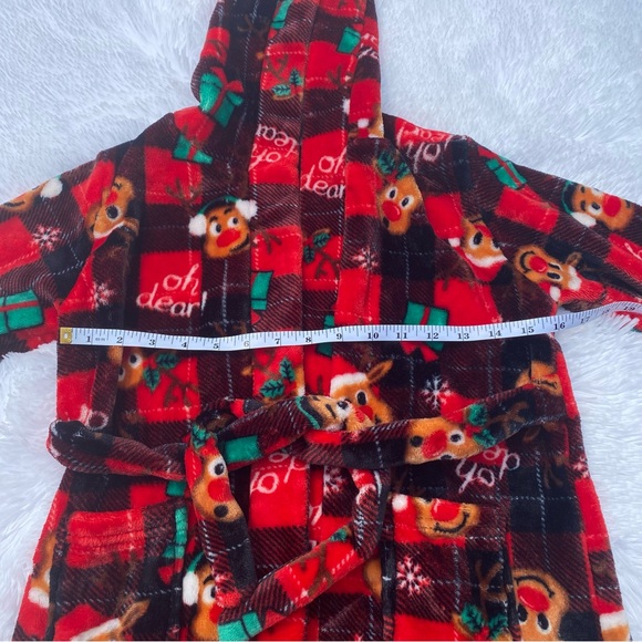 Rudolph Christmas Bathrobe - Picture 7 of 12